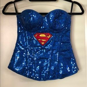 Halloween outfit. Super woman. DC comics